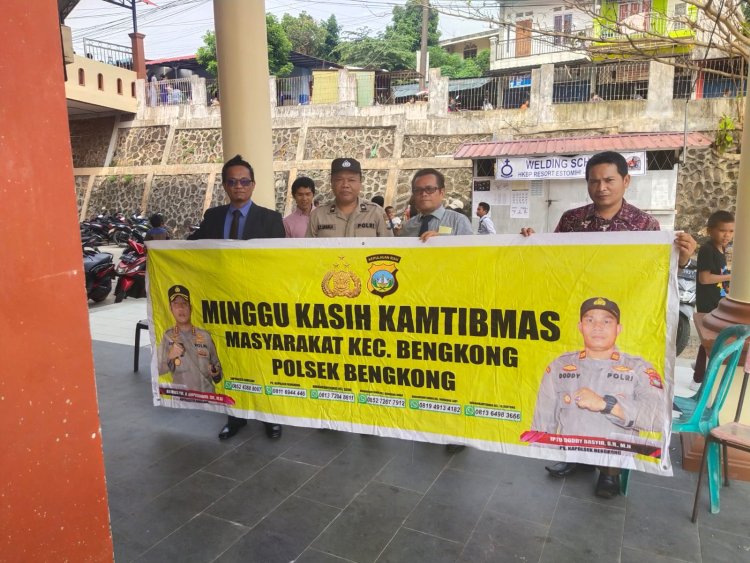 Minggu Kasih Kamtibmas: Polsek Bengkong Jalin Silaturahmi dengan Jemaat Gereja Santo Damean