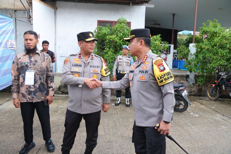 Pastikan Keamanan Pilkada Serentak, Polda Kepri dan Polresta Barelang Gelar Patroli Bersama Cek Sejumlah TPS