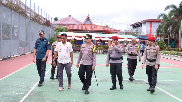 Demi Kelancaran, Kapolres Bintan Terus Laksanakan Peninjauan Secara Langsung ke TPS