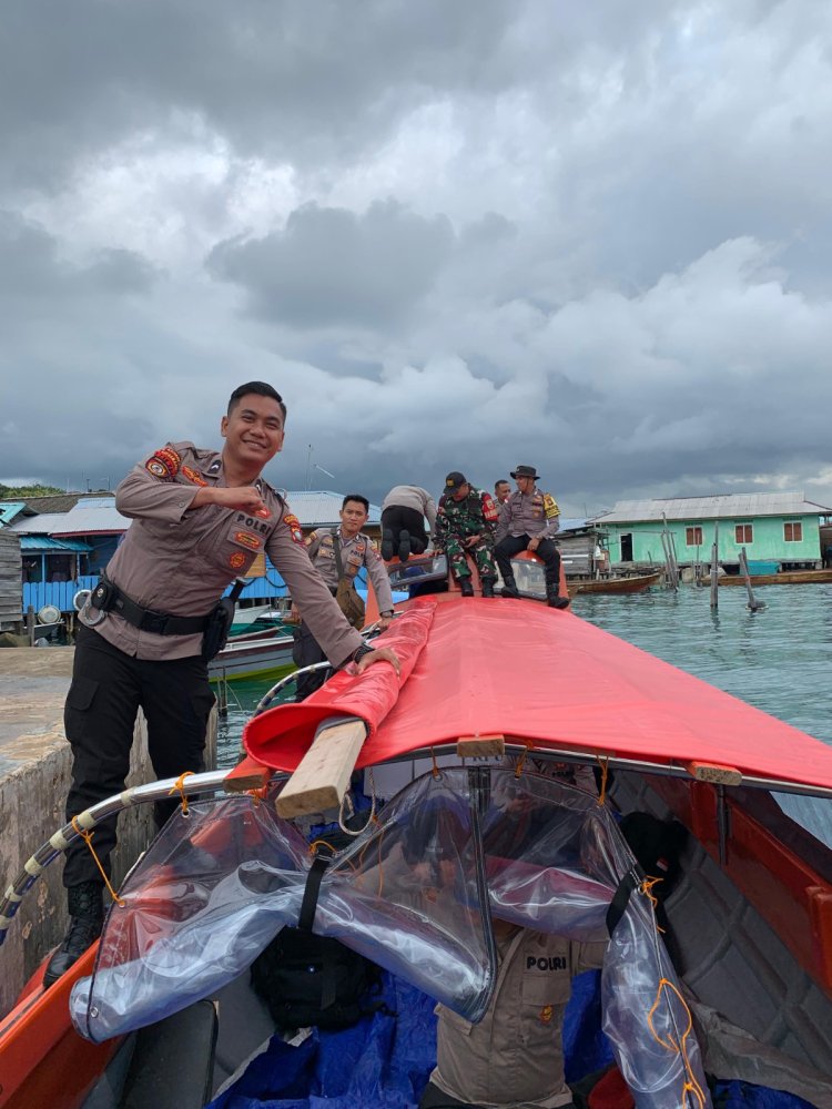 Polresta Barelang Pastikan Keamanan Pergeseran Kotak Suara dengan Transportasi Laut