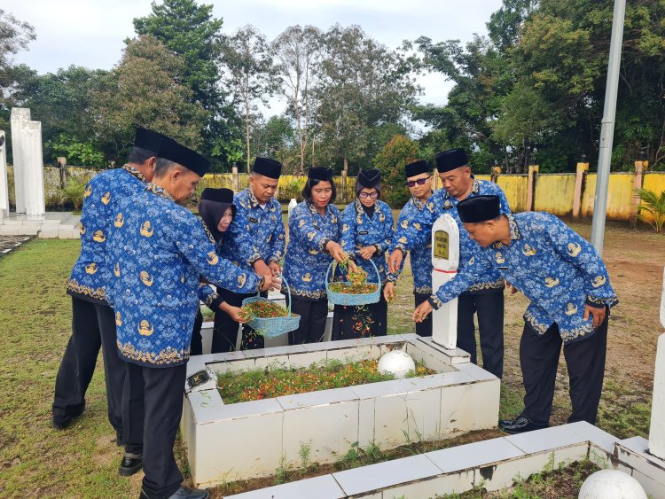 HUT KORPRI: PNS Lanud Raden Sadjad Natuna Sebarkan Semangat Pengabdian dan Kepedulian