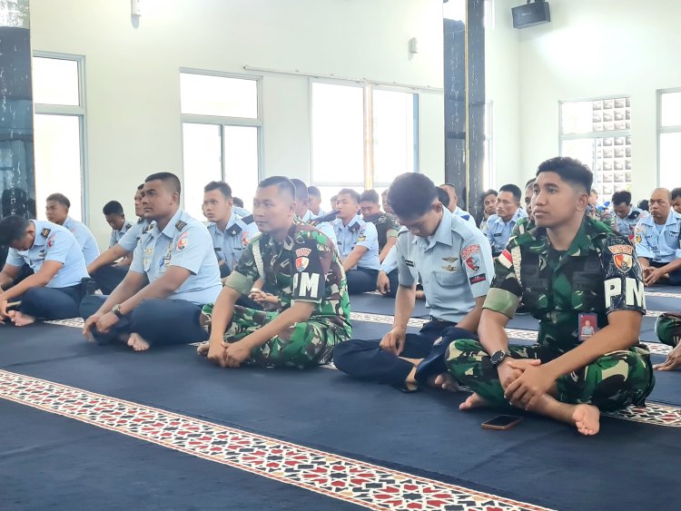 Sholat Dhuha dan Ceramah: Wujud Syukur Personel Lanud Raden Sadjad Natuna