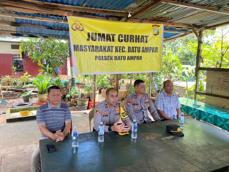 Kapolsek Batu Ampar Gelar Jumat Curhat di Kampung Seraya, Dengar Langsung Keluhan Warga