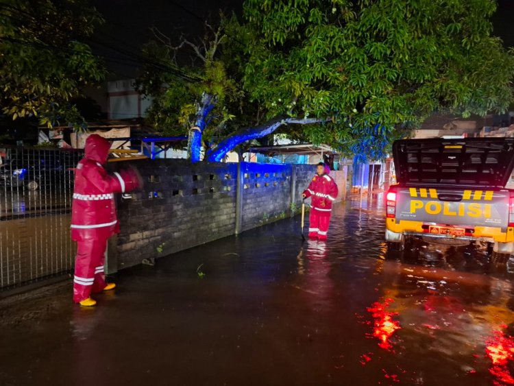 Polres Karimun Gelar Patroli Antisipasi Banjir dan Longsor di Tengah Cuaca Ekstrem