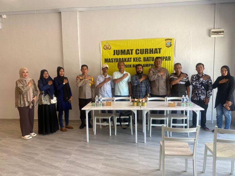 Kapolsek Batu Ampar Gelar Jumat Curhat, Warga Sampaikan Keluhan Kamtibmas