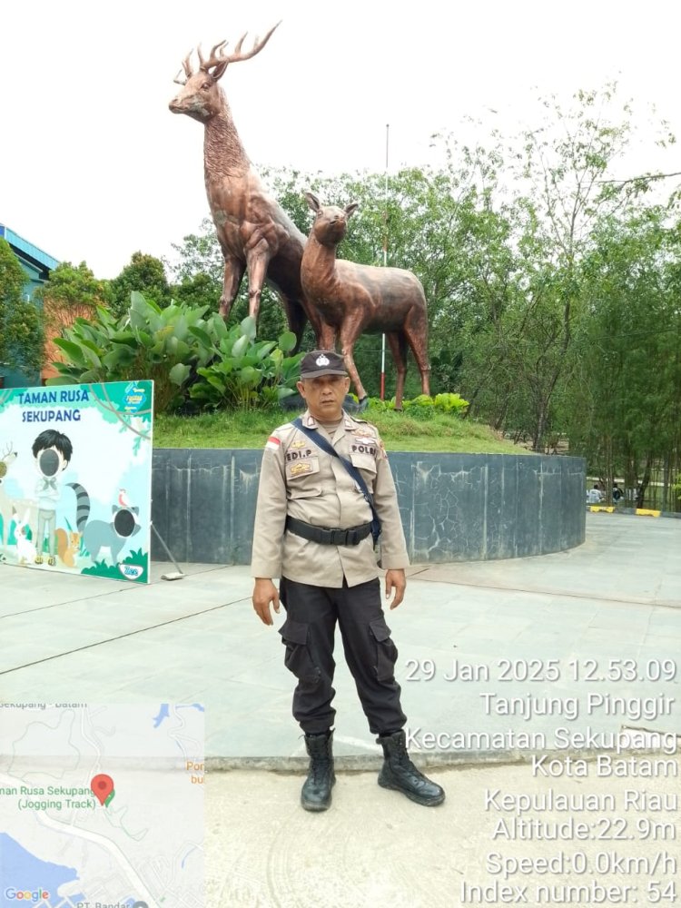 Polsek Sekupang Melaksanakan Pengamanan Liburan Di Tempat Wisata Taman Rusa