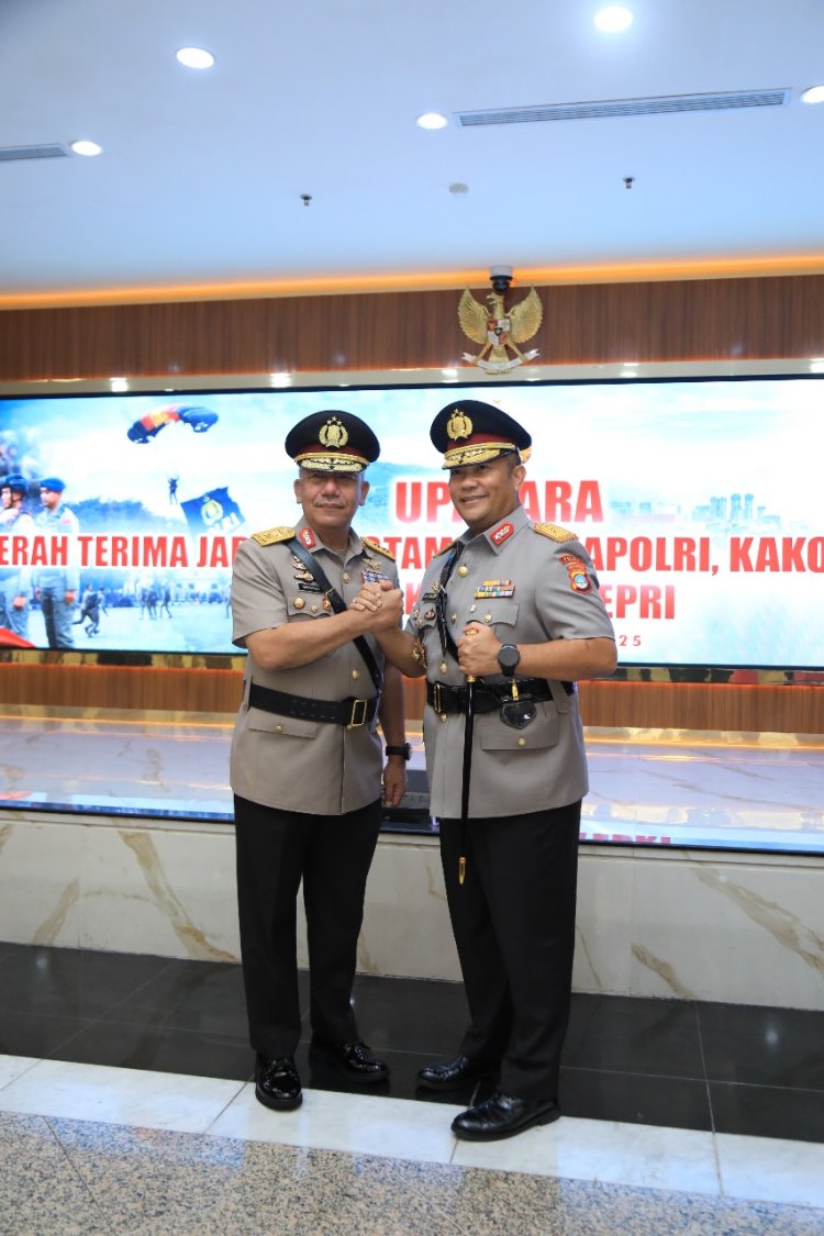 BRIGJEN. POL. ASEP SAFRUDIN RESMI JABAT KAPOLDA KEPRI, GANTIKAN IRJEN. POL. YAN FITRI HALIMANSYAH