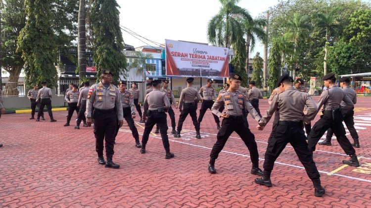 Latkatpuan Bela Diri Polri Satsamapta Polres Karimun: Tingkatkan Kemampuan Personel dalam Pertahanan Diri