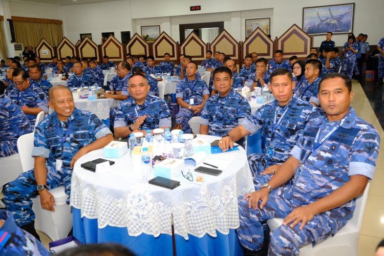 Meningkatkan Profesionalisme TNI AU, Danlanud RSA Natuna Ikuti Rapat Kerja Koopsudnas