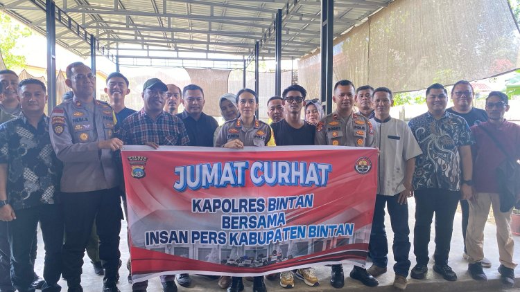 Kapolres Bintan dan Awak Media Kabupaten Bintan Jumat Curhat