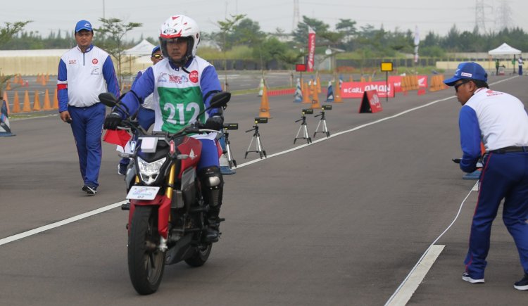 3 Langkah Pengereman Optimal untuk Aman Berkendara