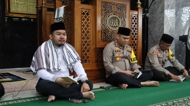 Polres Lingga menggelar Doa  dengan Sholat Taubat, Yasinan dan Shalawat sambut Ramadhan 1446 H tahun 2025