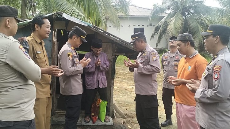 Polsek Meral Gelar Bakti Sosial di Kelurahan Sungai Pasir Sambut Ramadhan 1446 H